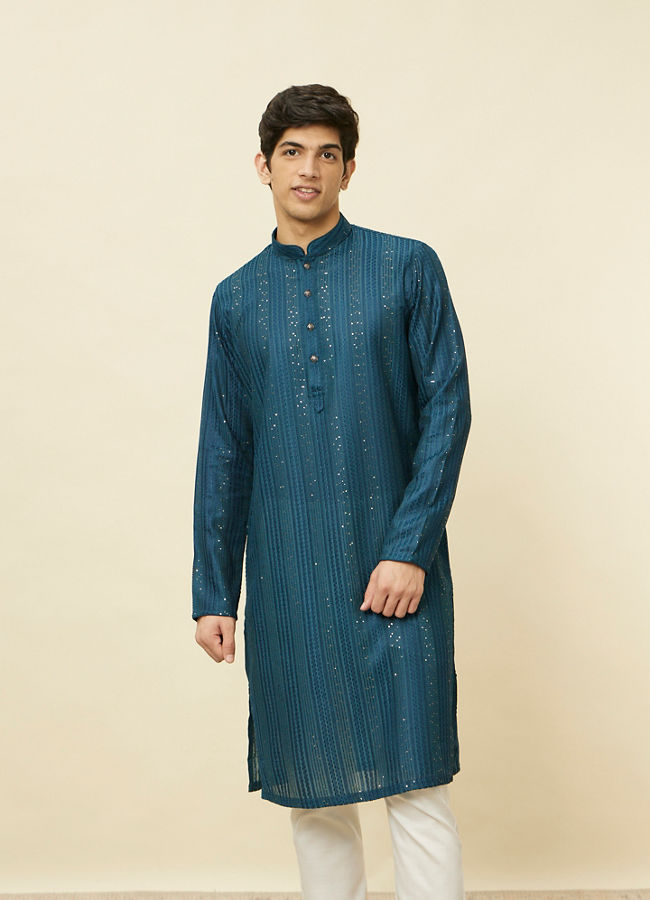 alt message - Manyavar Men Violet Blue Linear Patterned Kurta Set image number 0