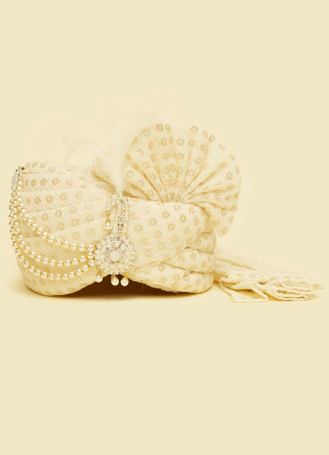 Manyavar Men Luxurious Georgette Cream Safa