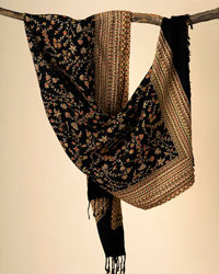 Manyavar Men Elegant Black Shawl
