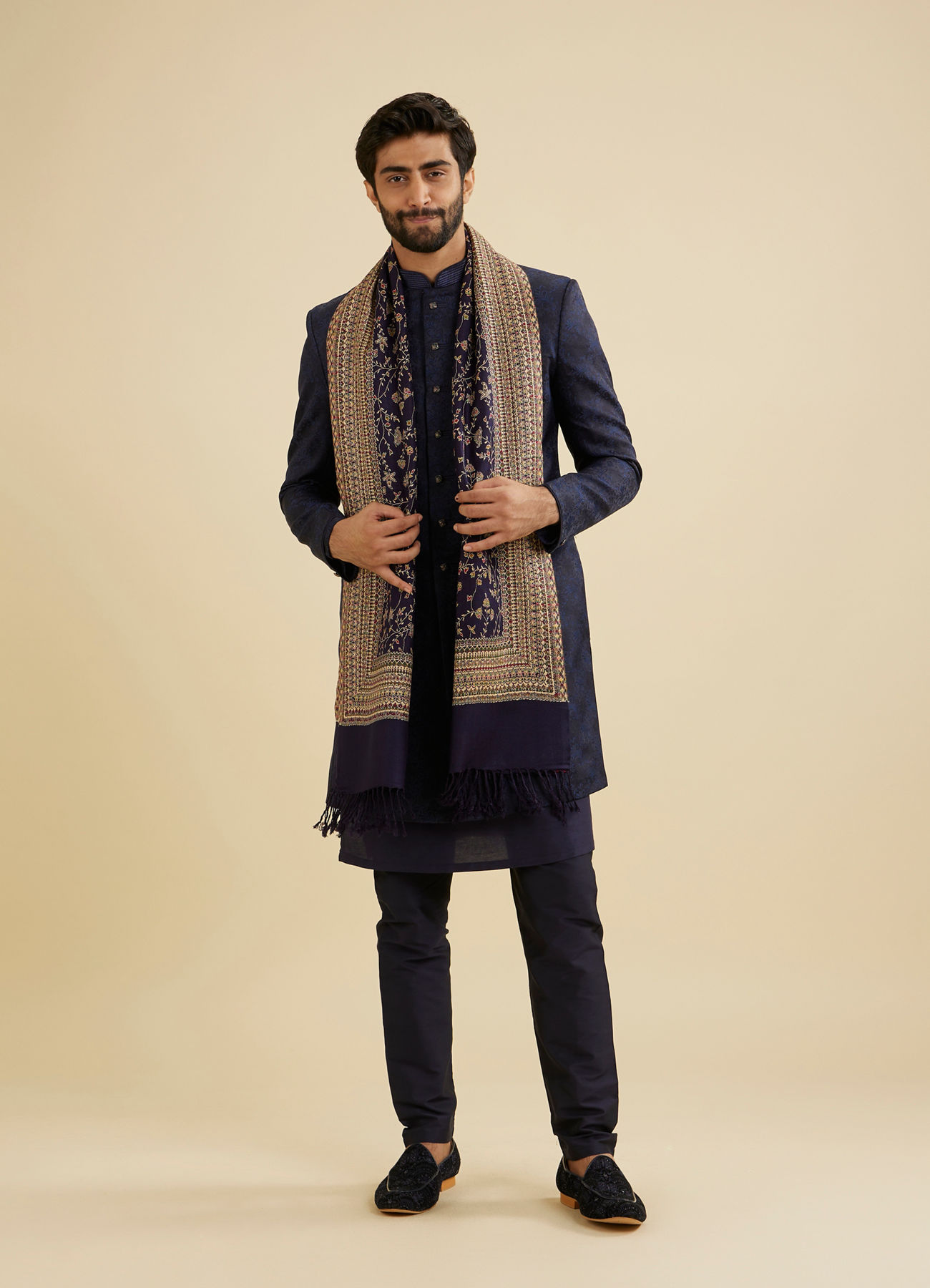 Manyavar Men Indigo Blue Floral Vine Patterned Shawl with Intricate Borders