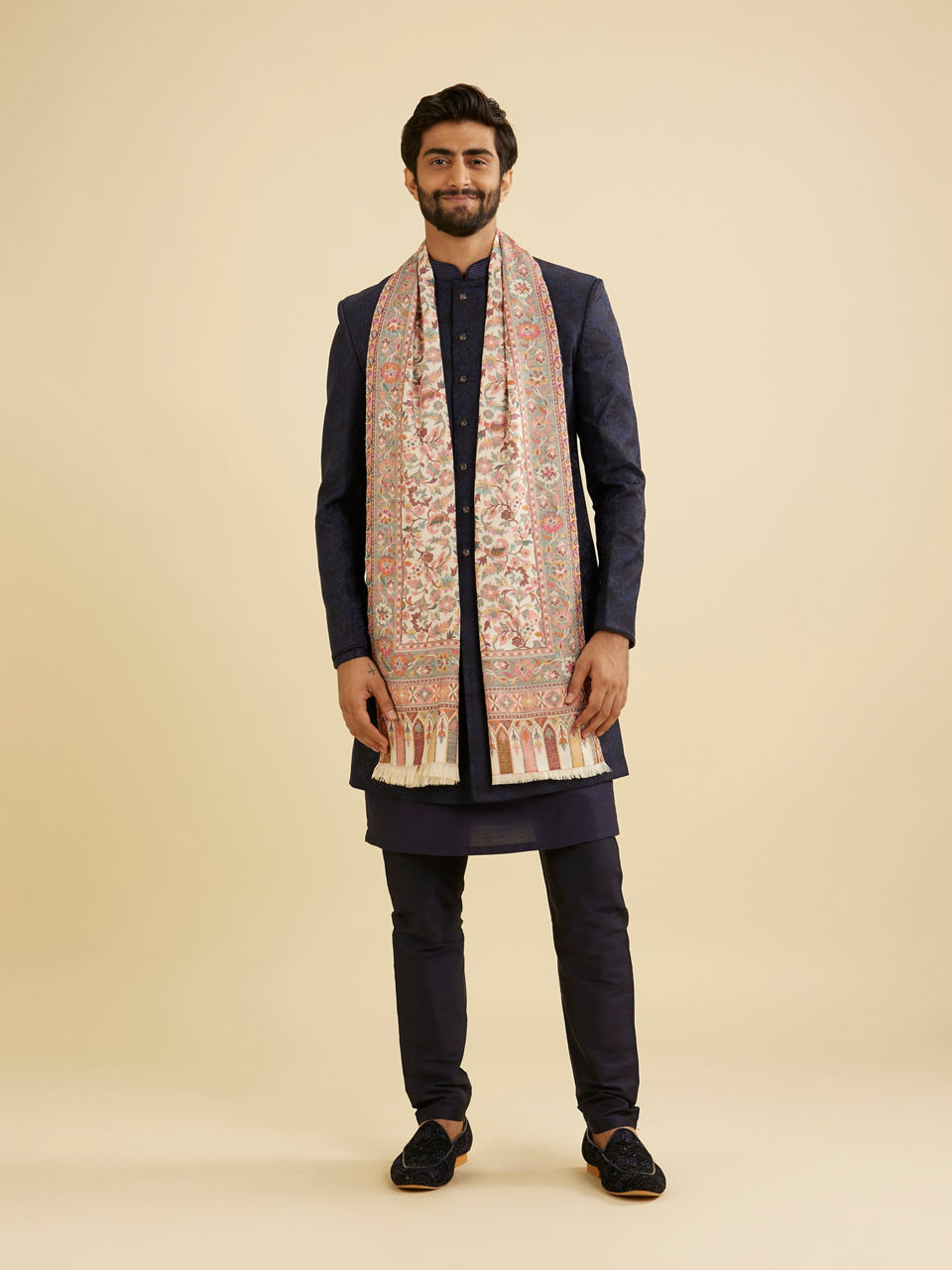 Manyavar Men Cream White Floral Vine Patterned Shawl with Paisley Motifs