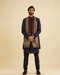 Manyavar Men Ebony Black Floral Jaal Patterned Shawl with Paisley And Floral Butas