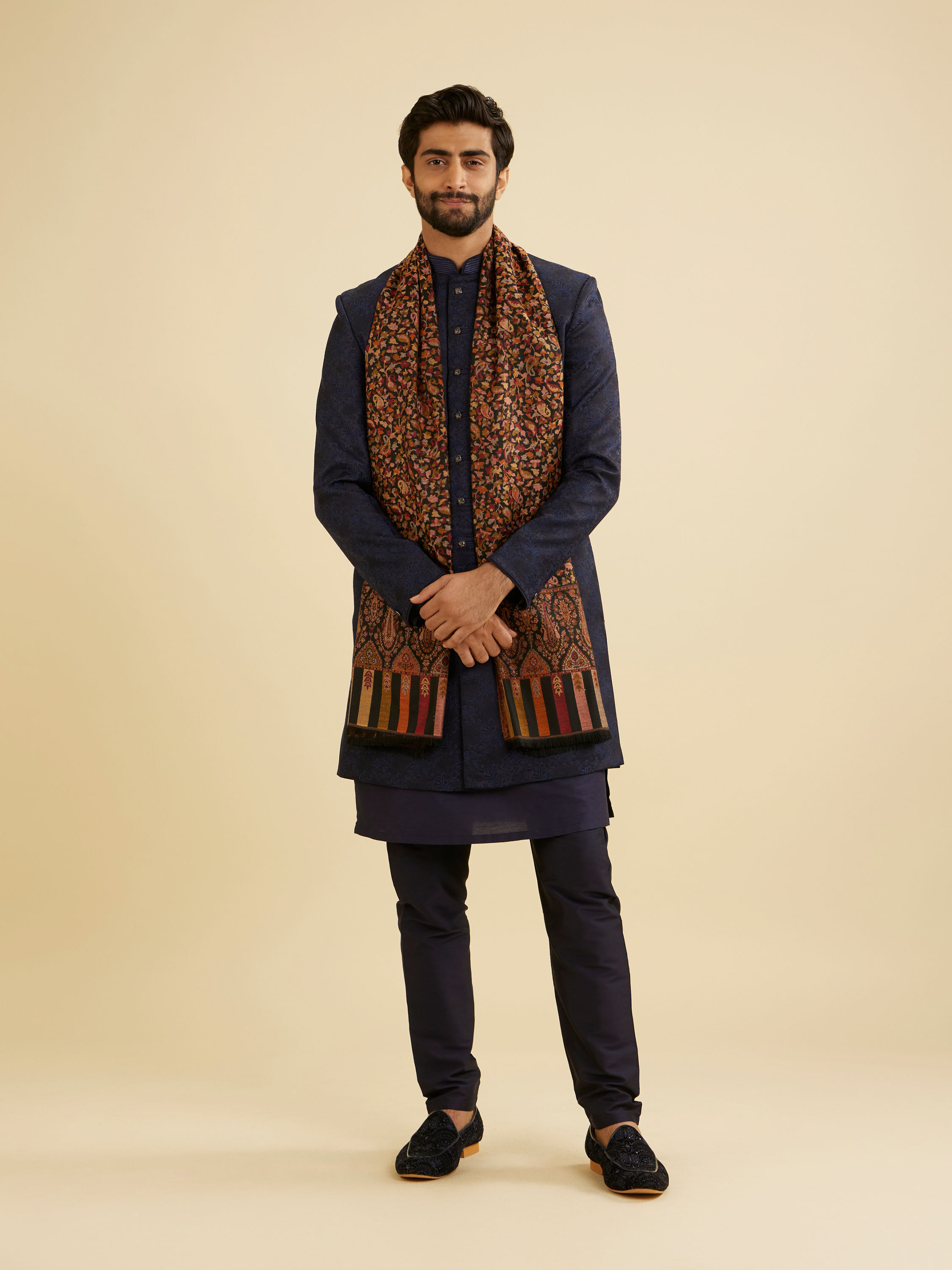 Manyavar Men Ebony Black Floral Vine Patterned Shawl with Paisley and Fern Motifs