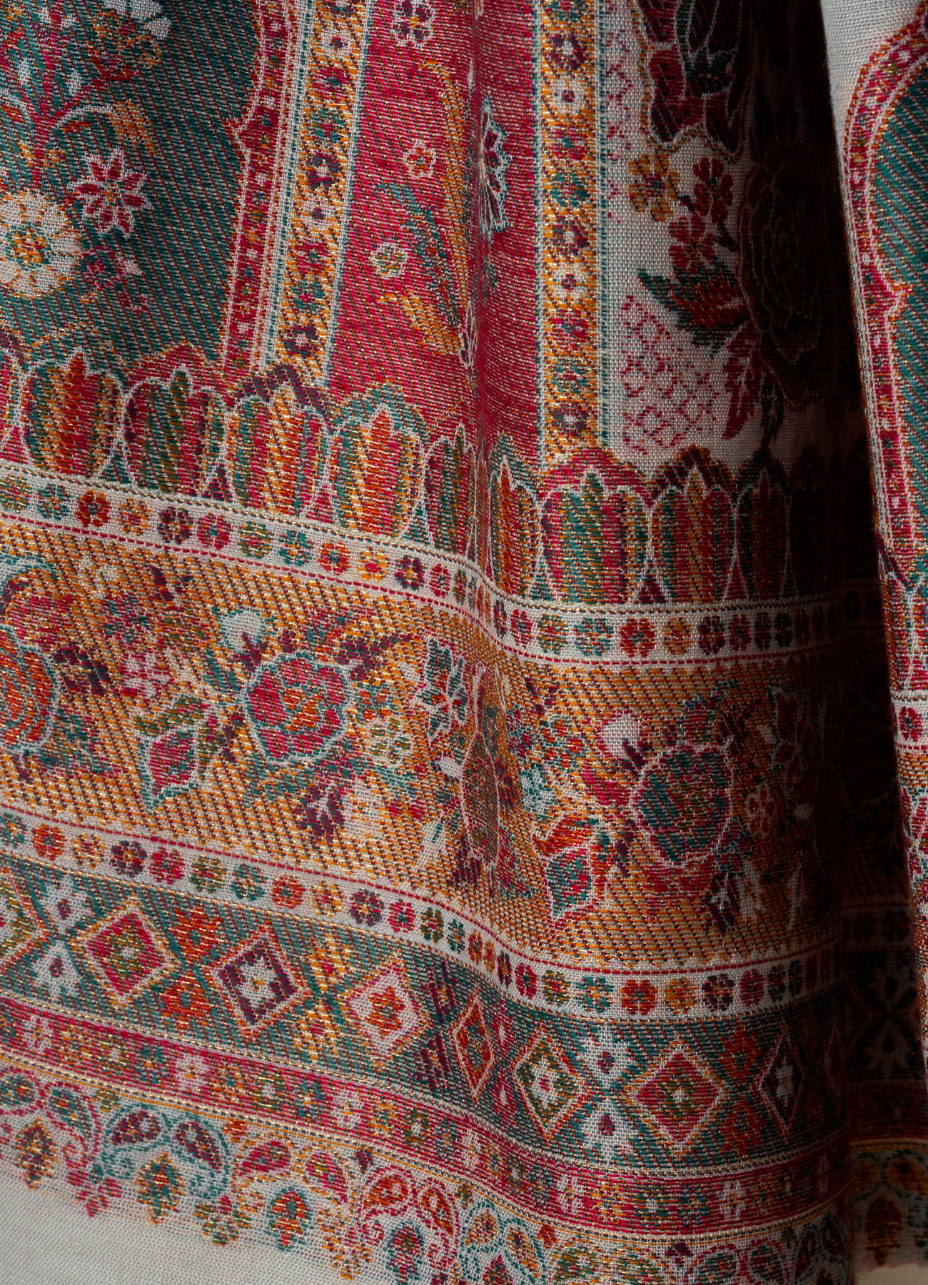 Manyavar Men Warm White Elegance Shawl