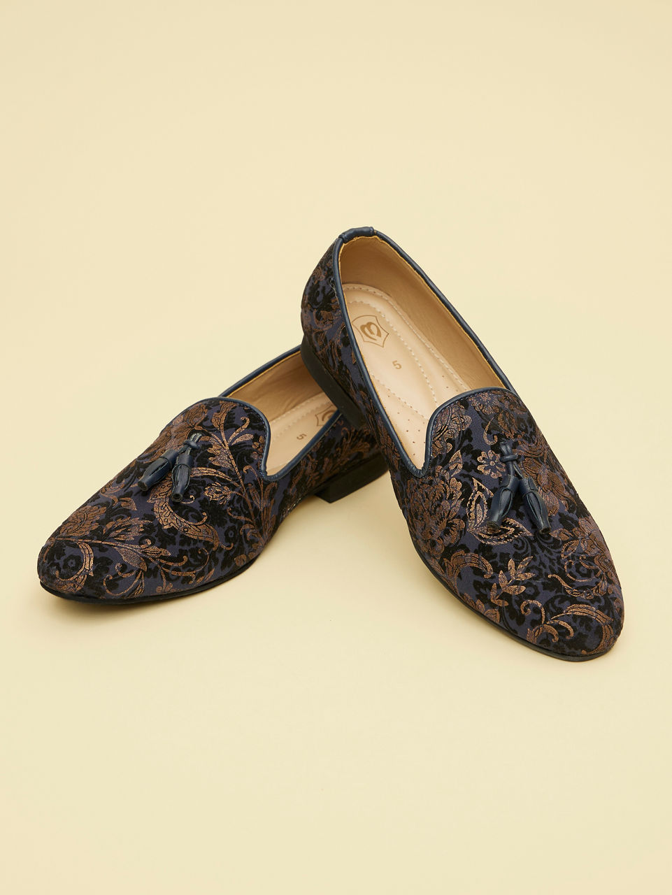 Manyavar Men Midnight Blue Foil Print Loafer Style Jootis