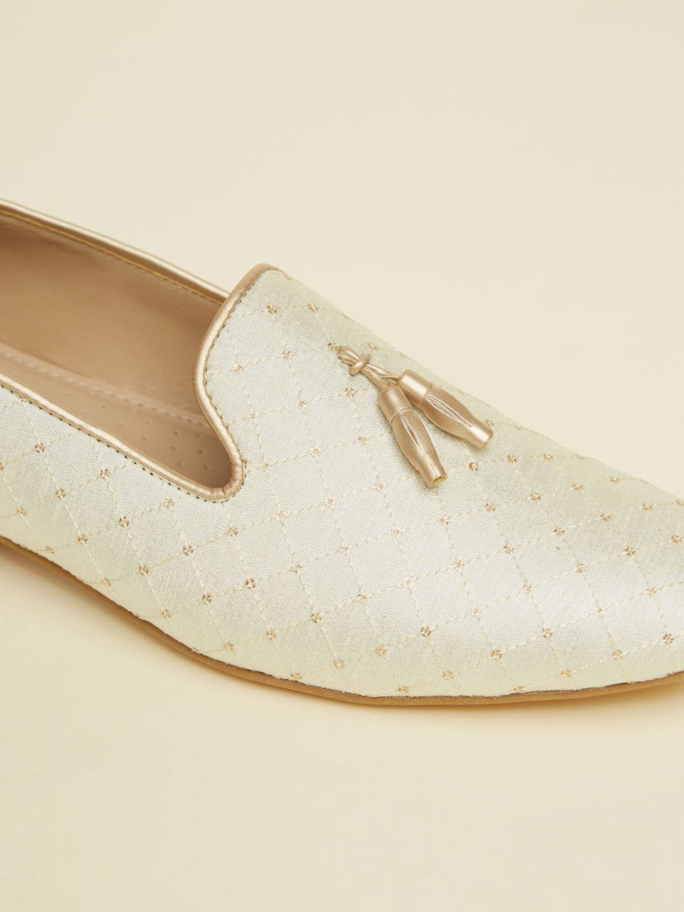 Manyavar Men Cream White Lattice Patterned Loafer Style Jootis