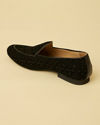 alt message - Manyavar Men Coal Black Sequinned Loafer Style Jutis image number 5