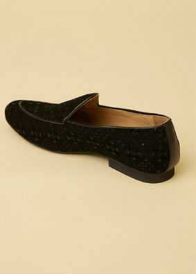 Coal Black Sequinned Loafer Style Jutis image number 5