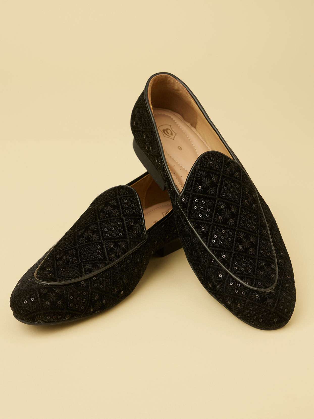 Manyavar Men Coal Black Sequinned Loafer Style Jootis
