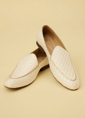 alt message - Manyavar Men Jasmine White Diamond Patterned Loafer Style Shoes