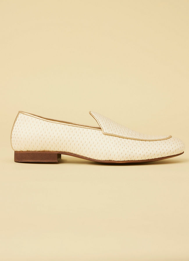 Soft Cream Self Patterned Loafers image number 3