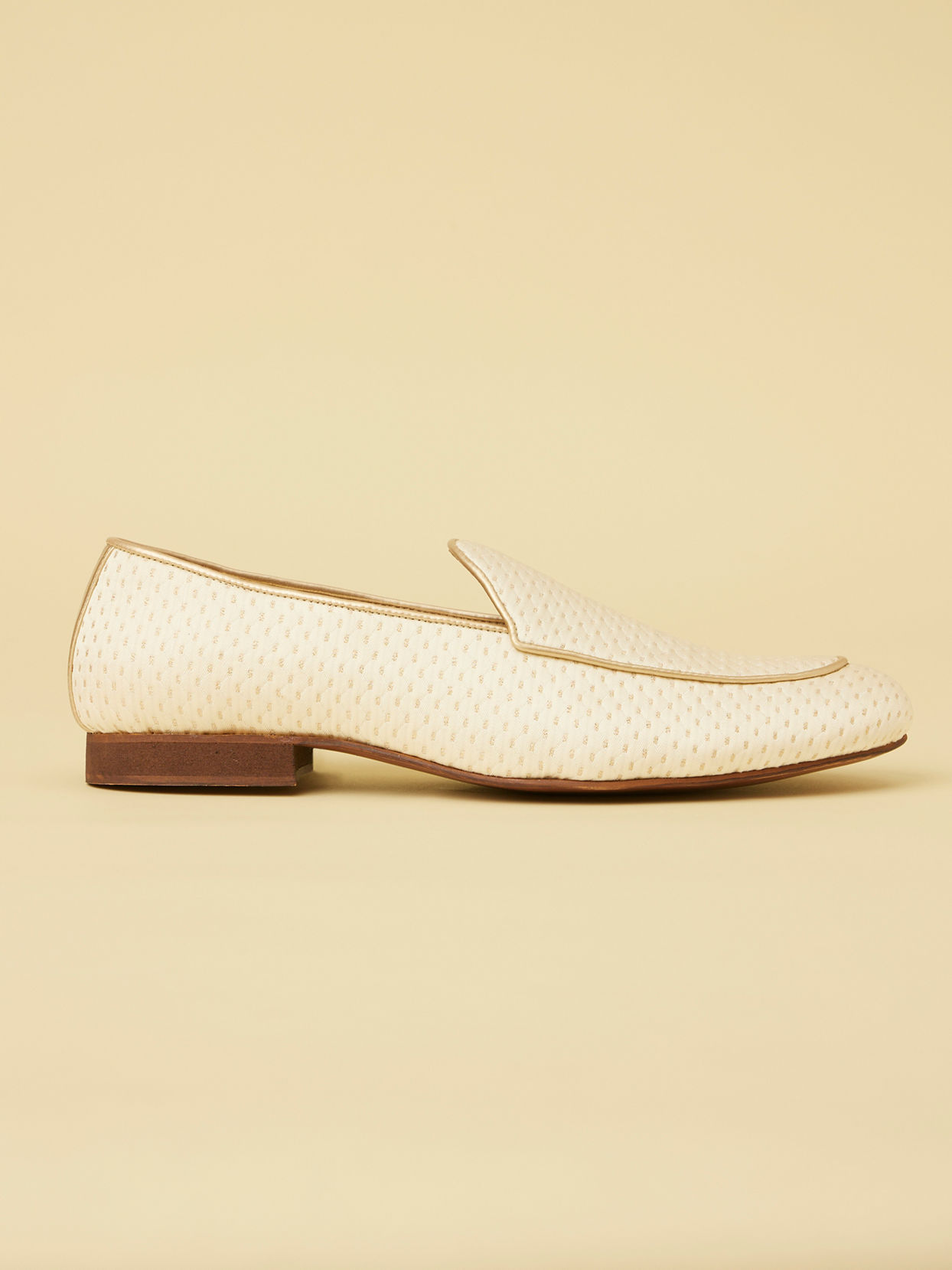 Soft Cream Self Patterned Loafers image number 3