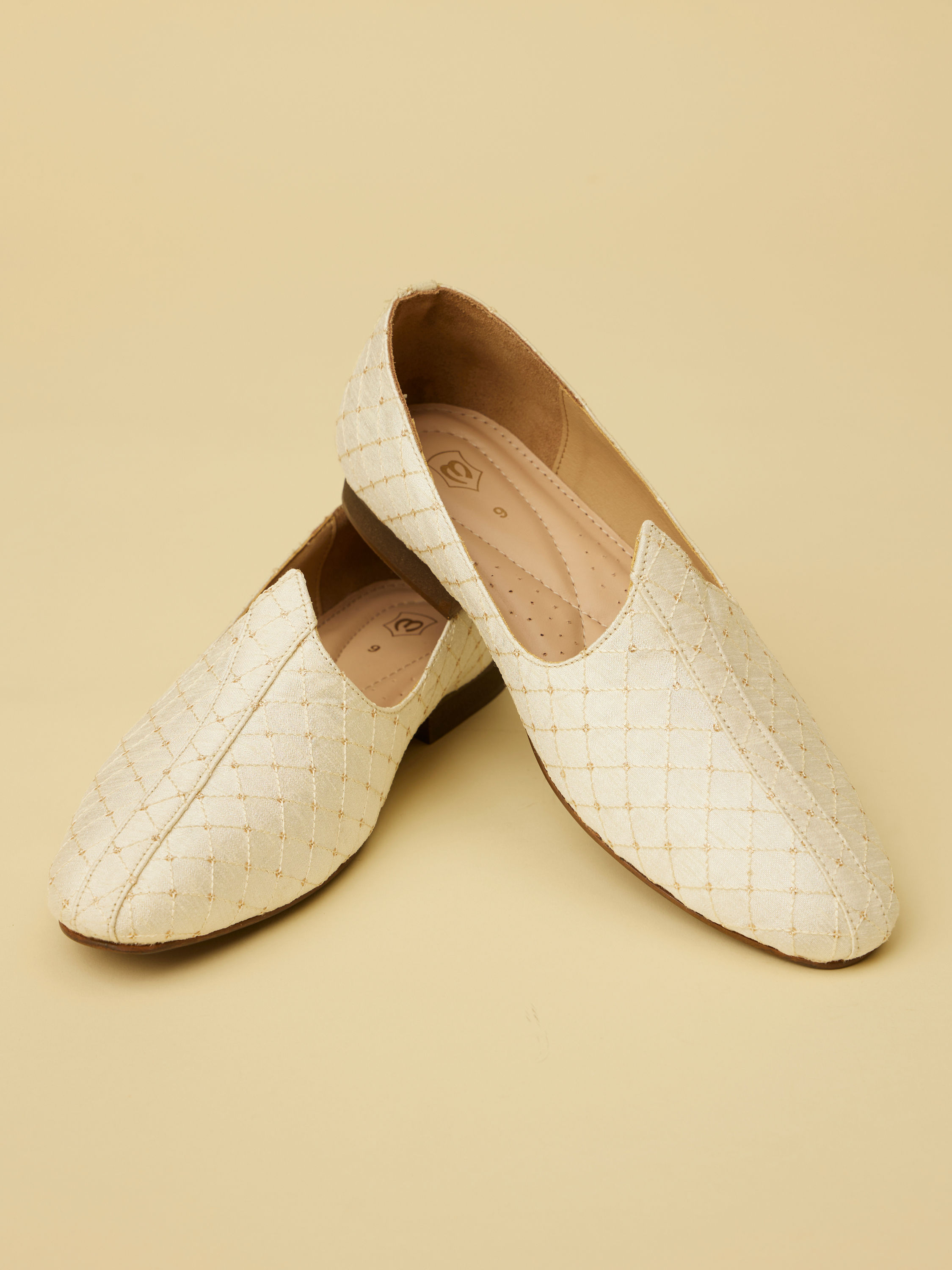 Manyavar Men Cream Lattice Patterned Sequined Jutis
