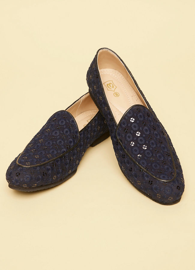 alt message - Manyavar Men Navy Blue Floral Patterned Sequined Loafers image number 0