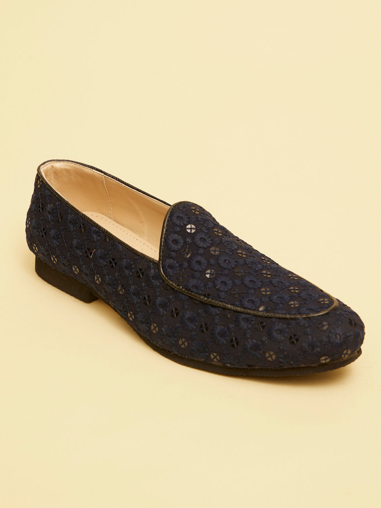 alt message - Manyavar Men Navy Blue Floral Patterned Sequined Loafers image number 2