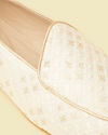 Manyavar Men Ivory Cream Sequinned Jaal Patterned Jooti