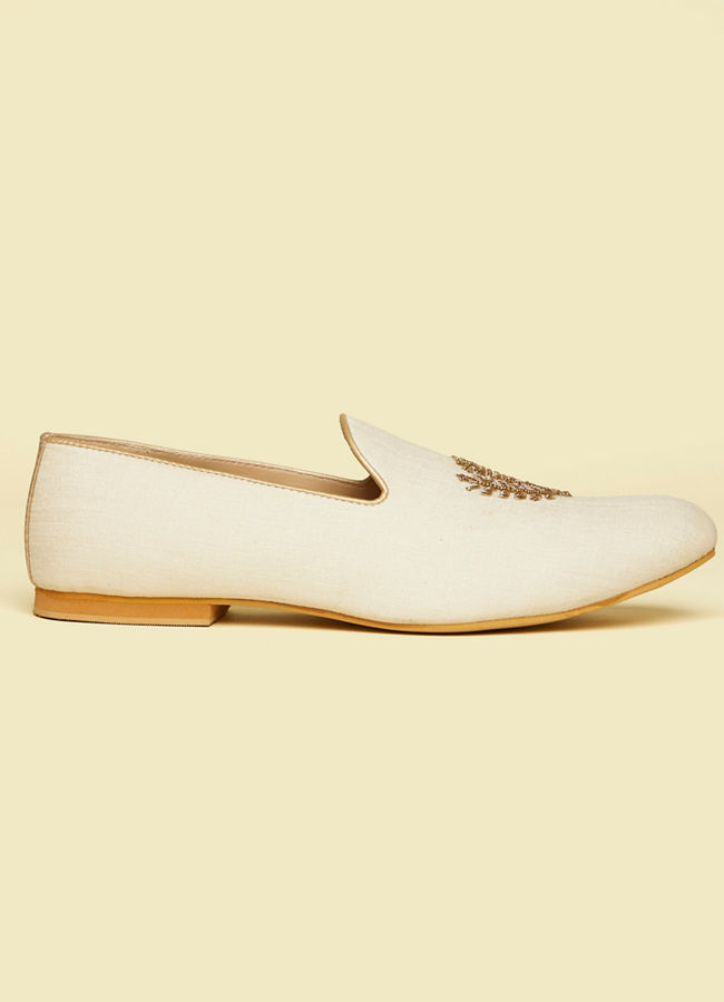 Manyavar Men Soft Cream Self Embroidered Juttis
