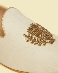 Manyavar Men Soft Cream Self Embroidered Juttis