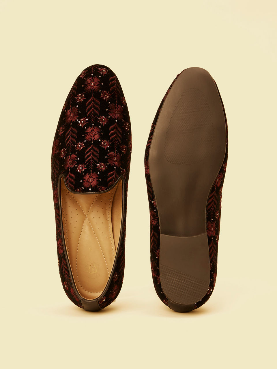 Manyavar Men Royal Blue Velvet Wine Accessories Jooti