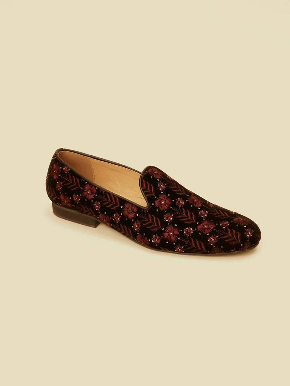 Manyavar Men Royal Blue Velvet Wine Accessories Jooti