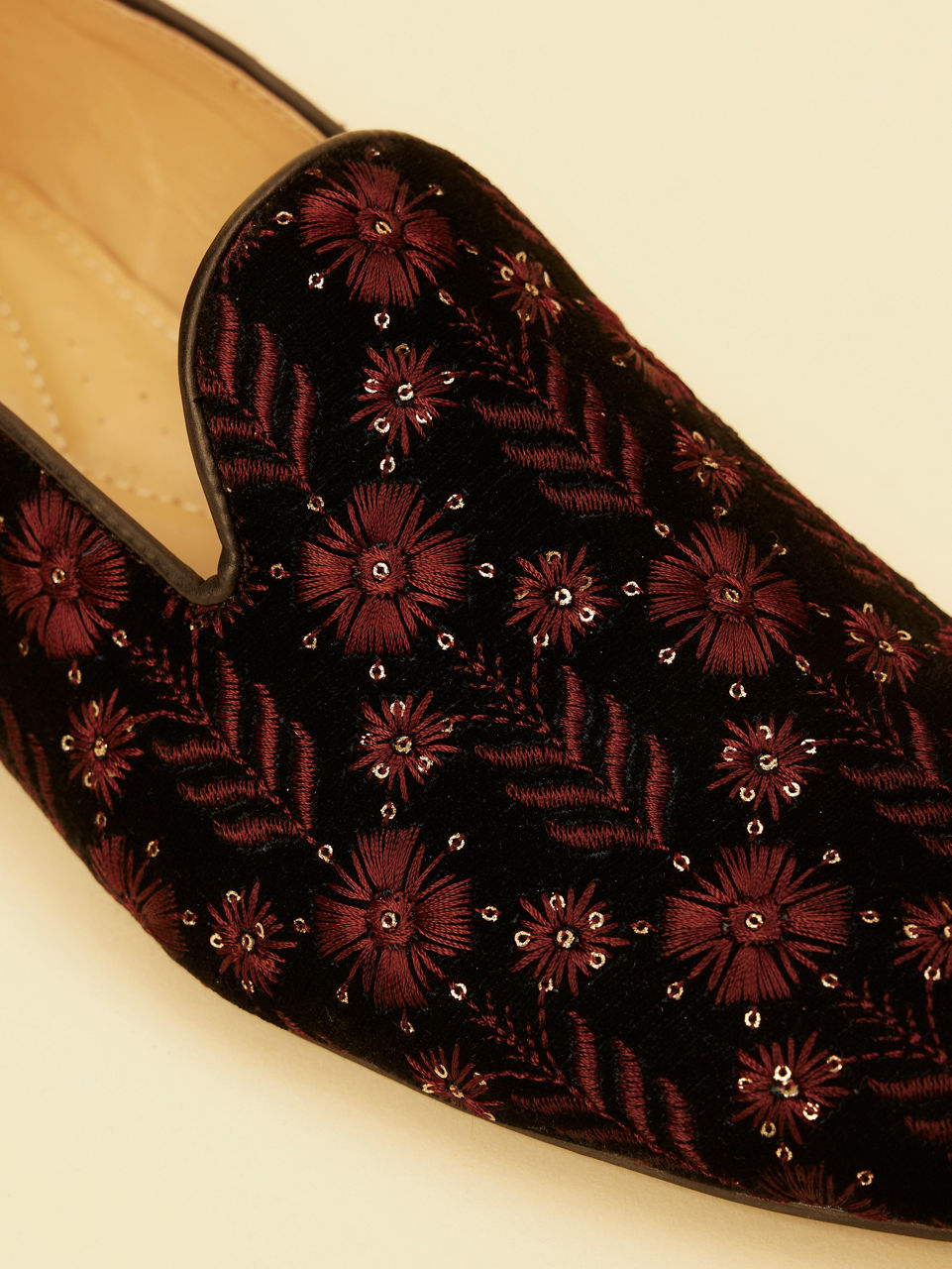 Manyavar Men Royal Blue Velvet Wine Accessories Jooti