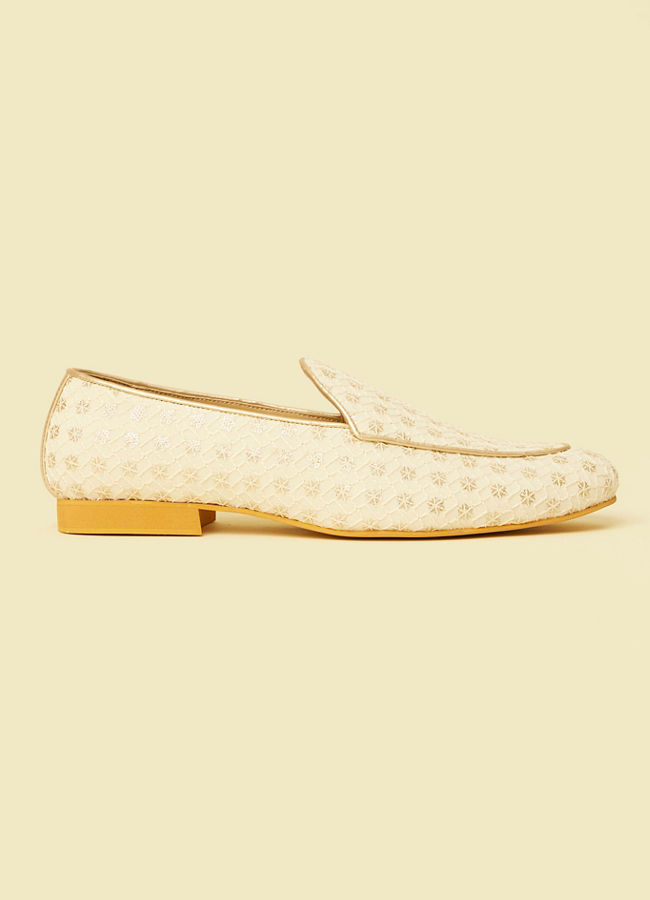 Manyavar Men Cream Georgette Festive Shoe