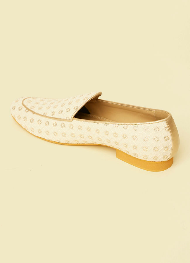 Manyavar Men Cream Georgette Festive Shoe