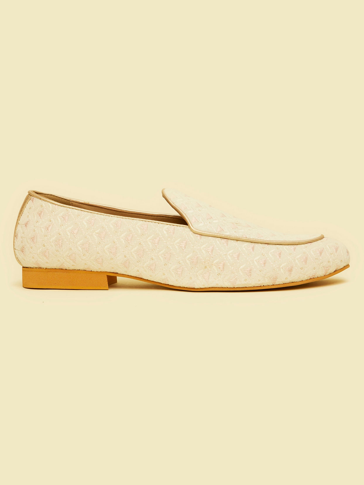 Manyavar Men Velvety Elegance Cream Shoe
