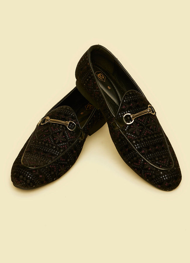 Manyavar Men Velvety Black Festive Jooti