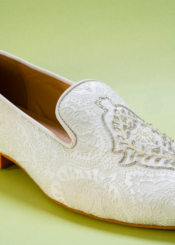 Manyavar Men White Brocade Shoe