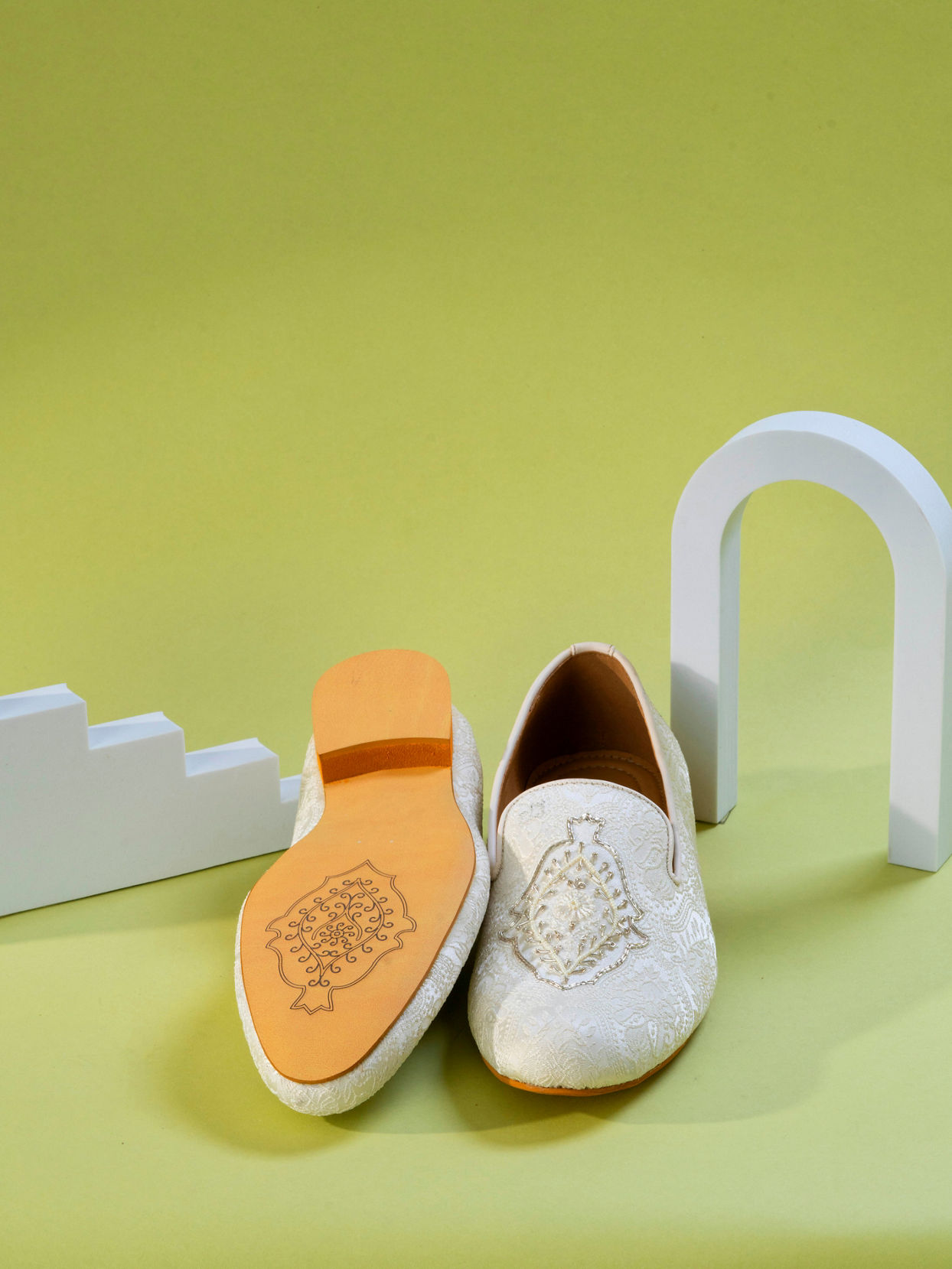 Manyavar Men White Brocade Shoe