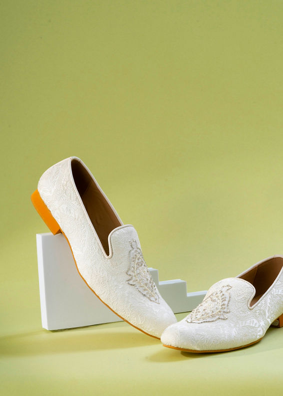 Manyavar Men White Brocade Shoe