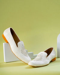Manyavar Men White Brocade Shoe