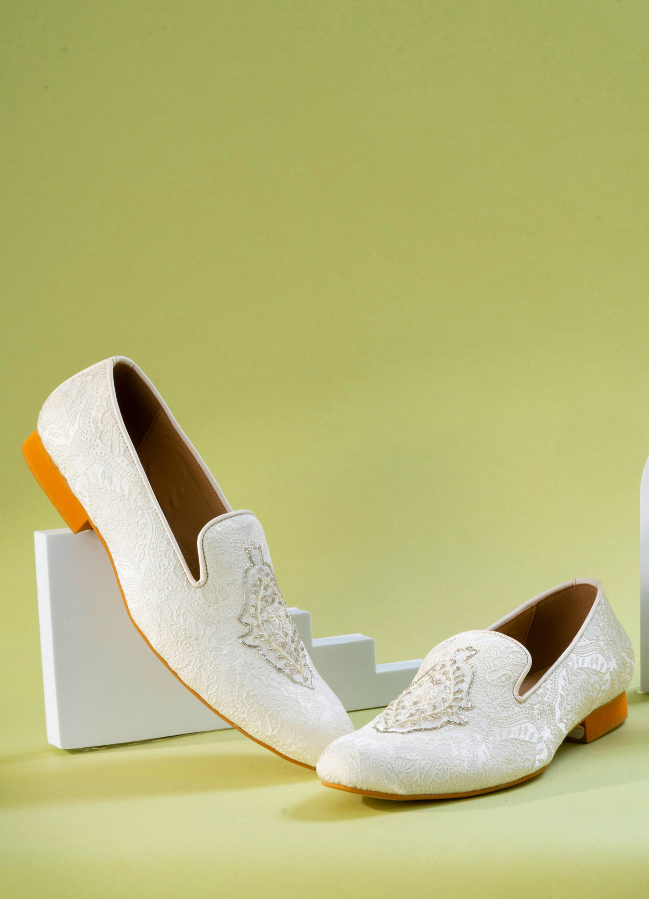 Manyavar Men White Brocade Shoe