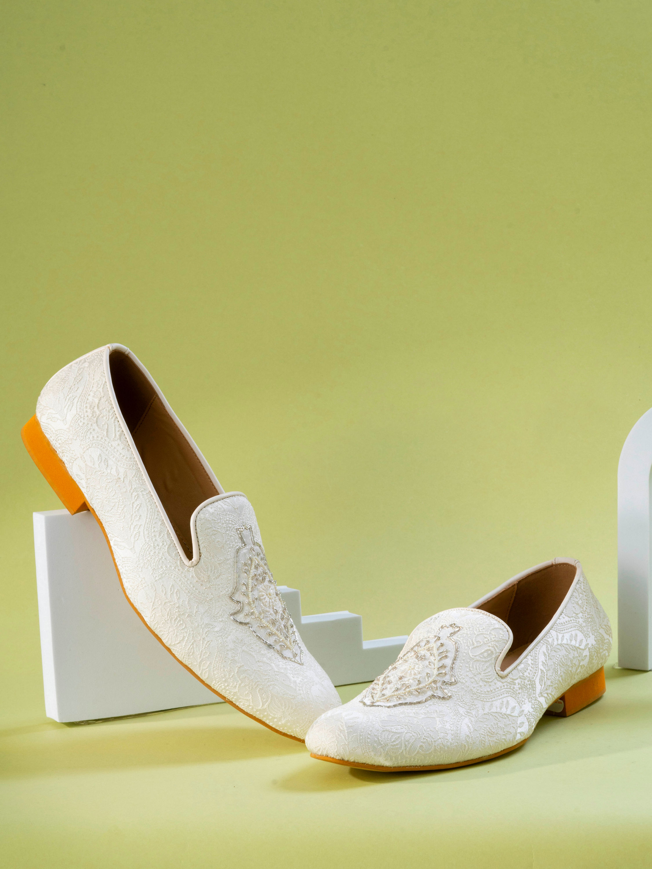 Manyavar Men White Brocade Shoe