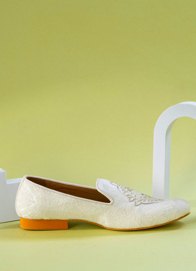Manyavar Men White Brocade Shoe