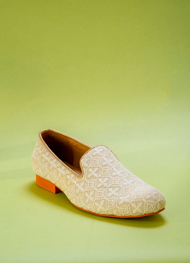 Manyavar Men Ivory Elegance Shoe