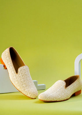 Manyavar Men Ivory Elegance Shoe