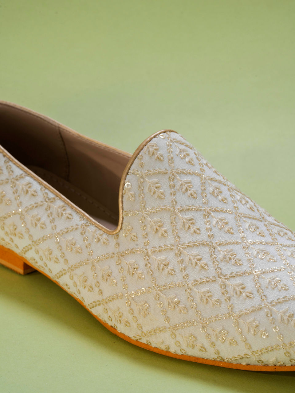 Manyavar Men Warm White Georgette Shoe