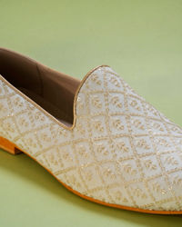Manyavar Men Warm White Georgette Shoe