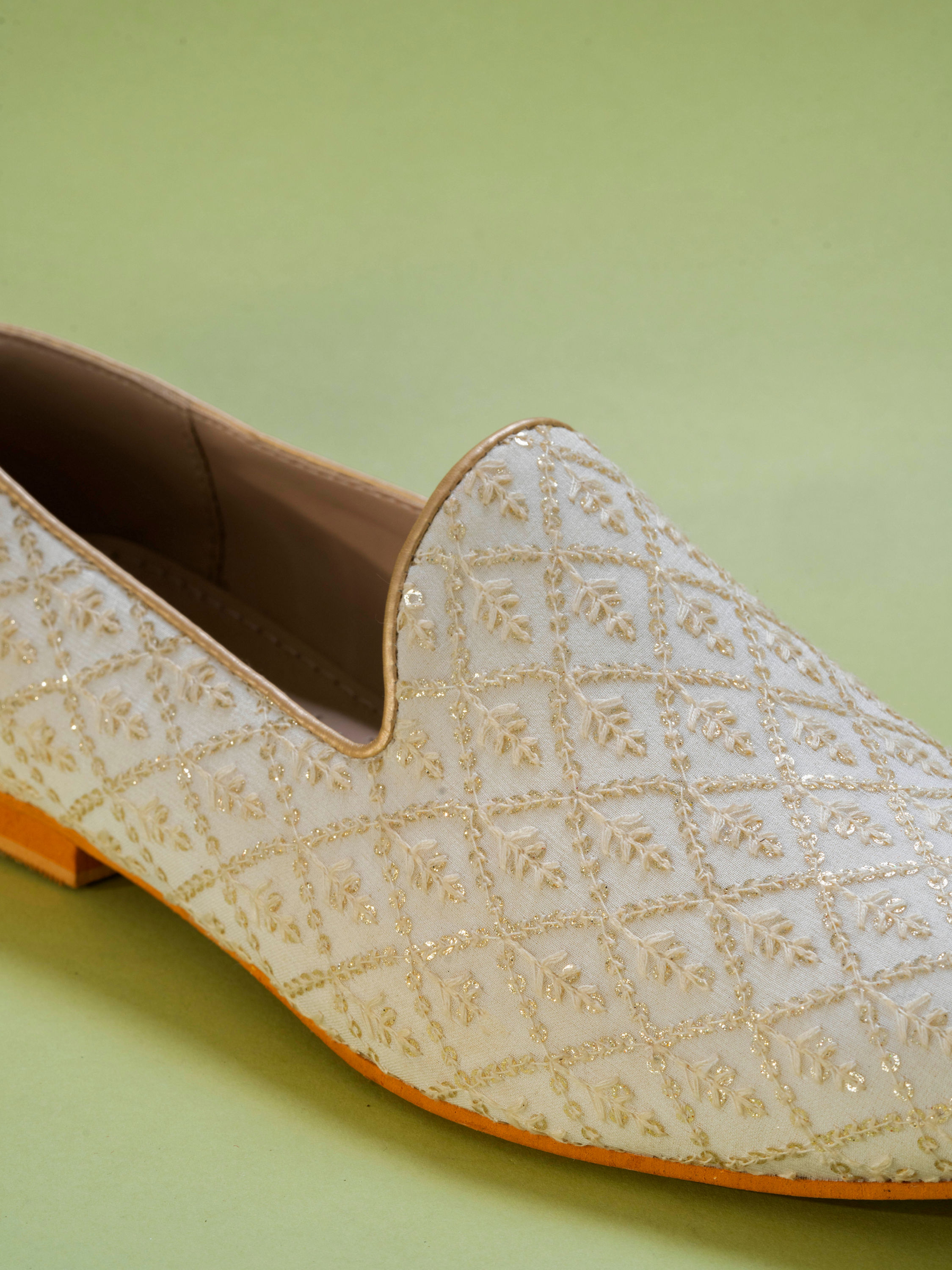 Manyavar Men Warm White Georgette Shoe