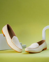 Manyavar Men Glamorous Georgette Cream Shoe