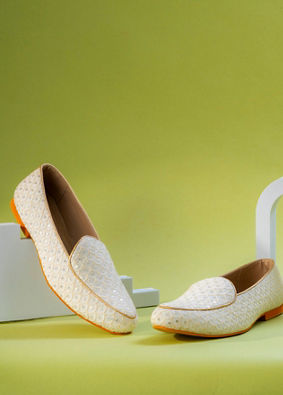 Manyavar Men Glamorous Georgette Cream Shoe