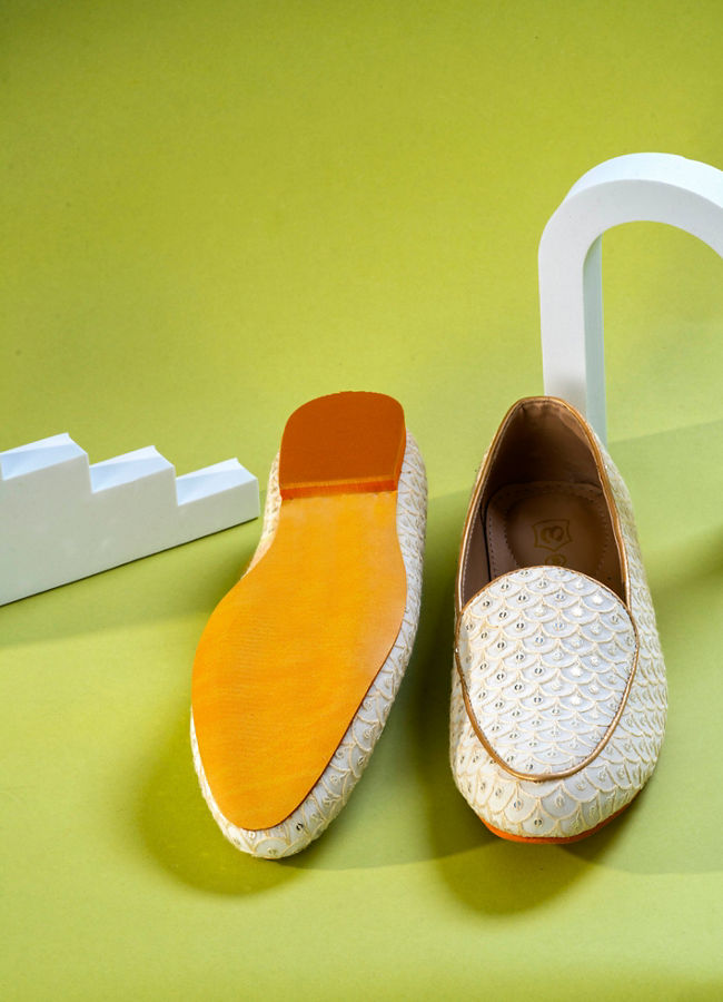 Manyavar Men Glamorous Georgette Cream Shoe