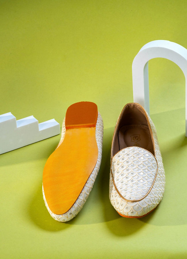 Manyavar Men Glamorous Georgette Cream Shoe