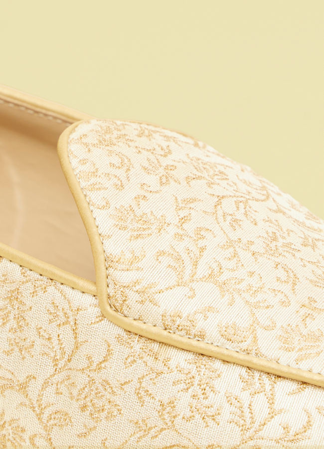 Manyavar Men Classic Designer Beige Jooti For Party