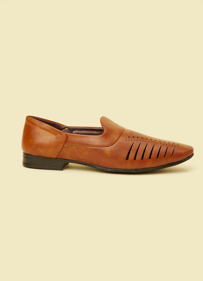 alt message - Manyavar Men Dark Brown Loafer style Jutti image number 3