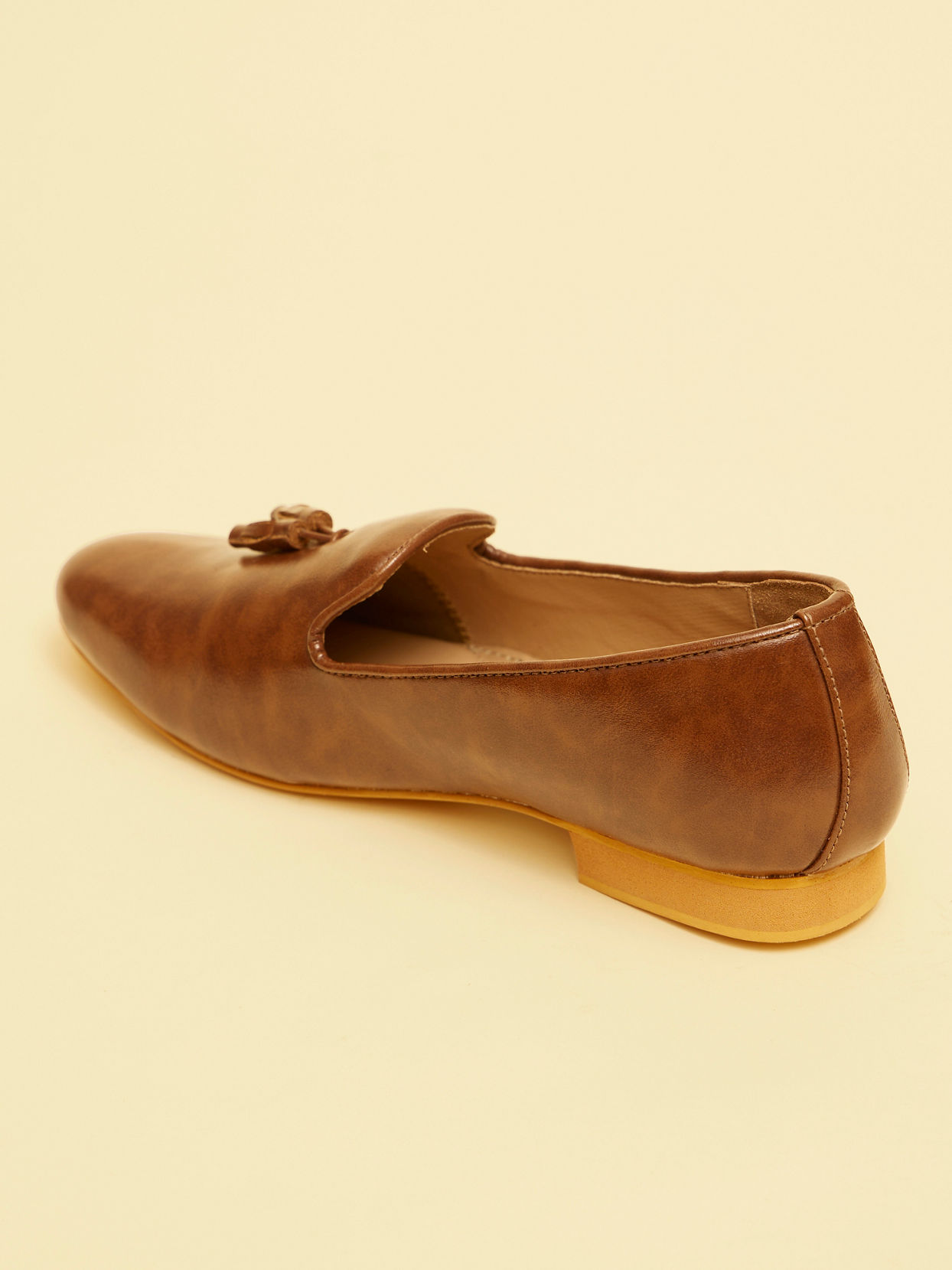 Manyavar Men Dark Brown Tasseled Loafer style jutti