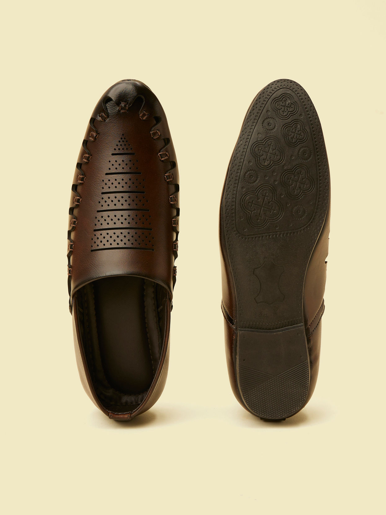 alt message - Manyavar Men Dark Brown Loafer Style Shoes image number 4