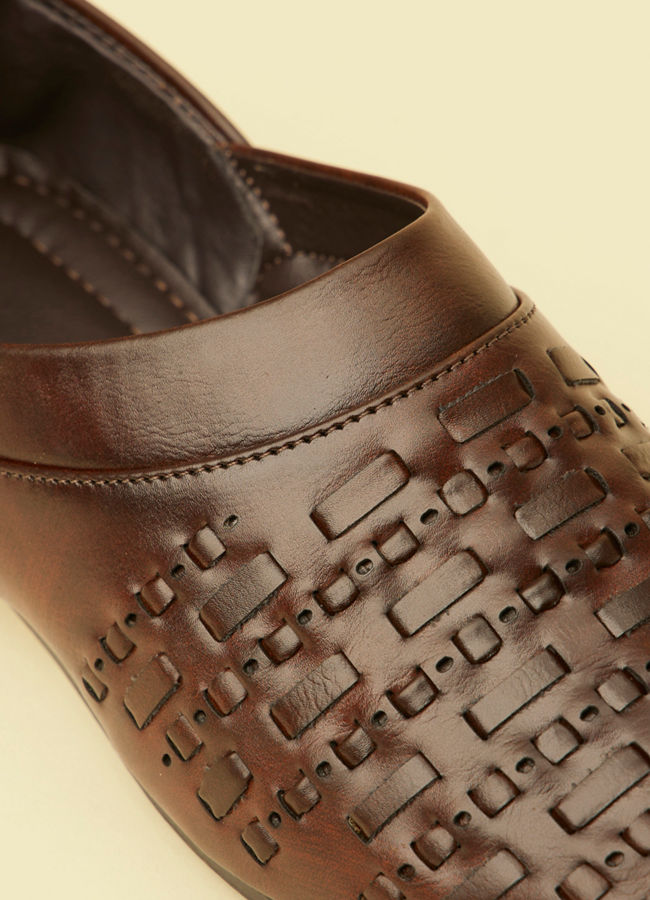 alt message - Manyavar Men Dark Brown Loafer Style Shoes image number 1